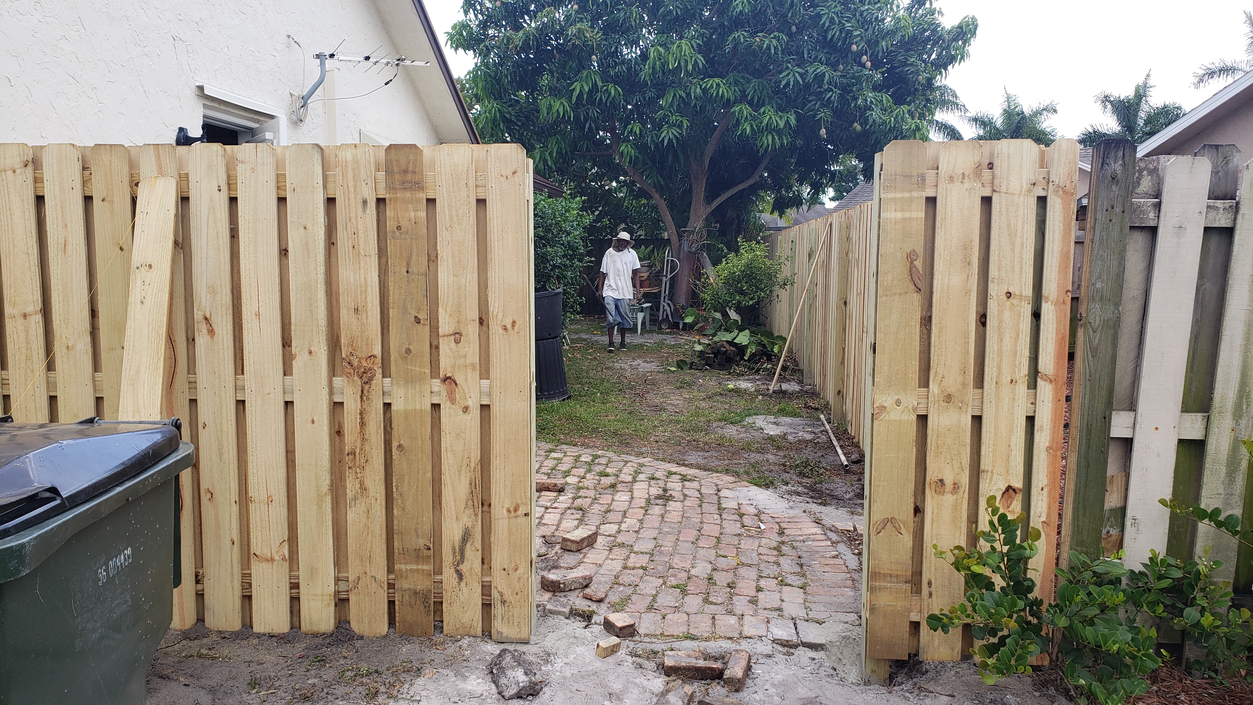 houston wood fence gate styles