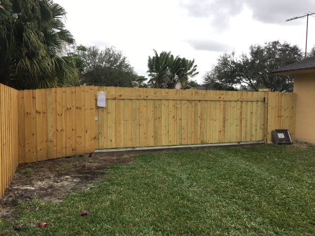 houston wood fencing services