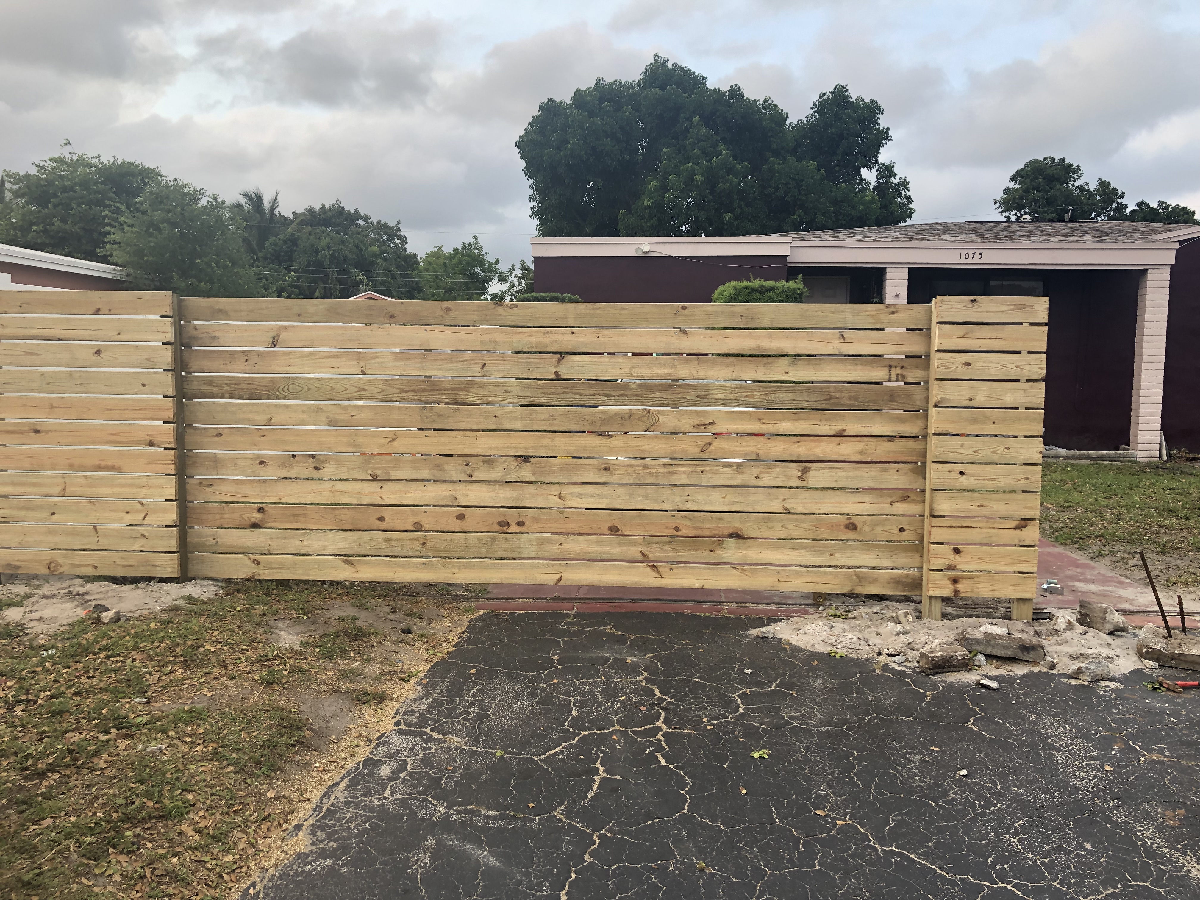 top commercial fence installation Houston Texas